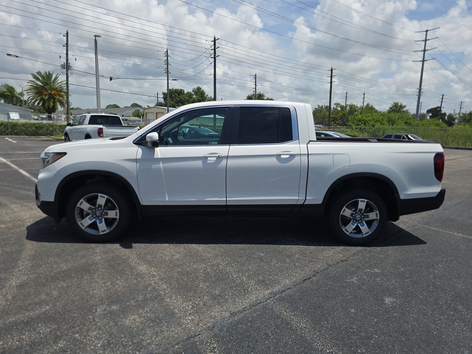 New 2026 Platinum White Pearl Honda RTL image 6