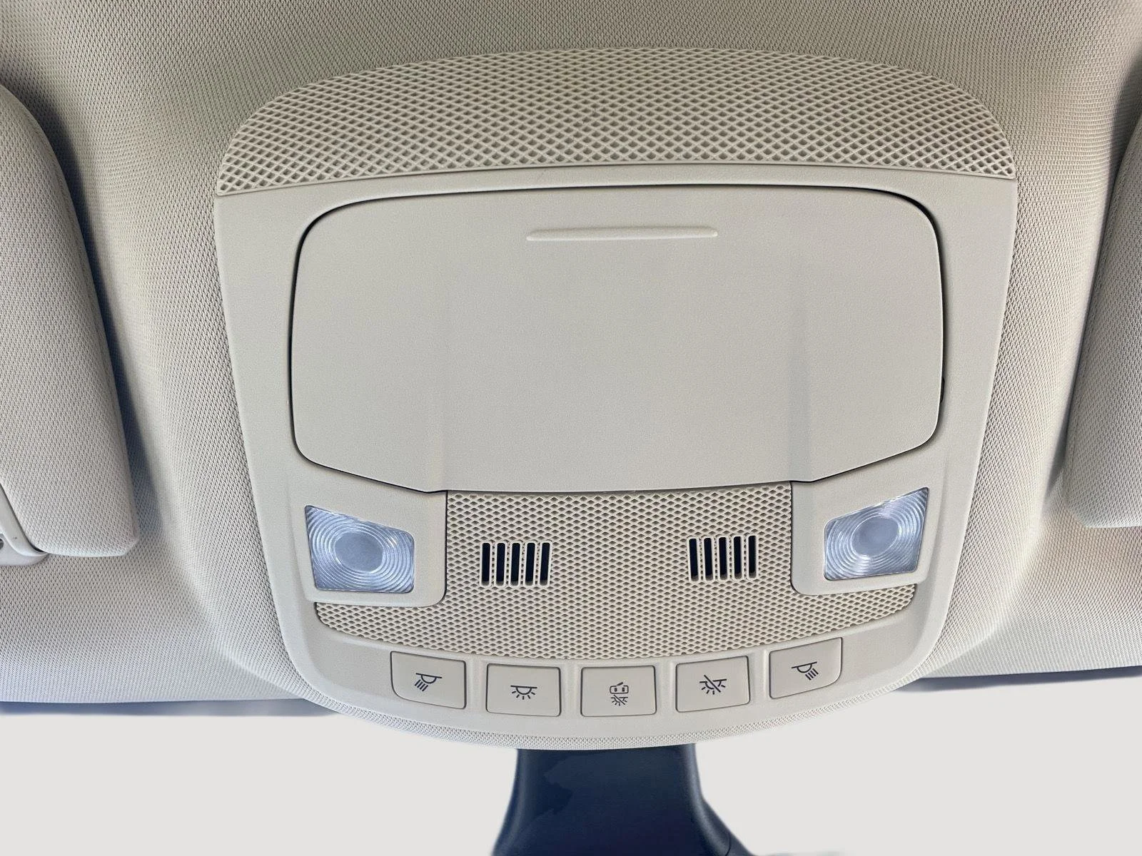 Used 2020 Magnetic Ford SEL image 7