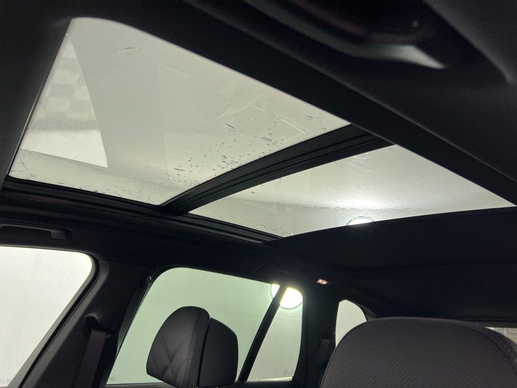 New 2026 Skyscraper Grey Metallic BMW xDrive40i image 9