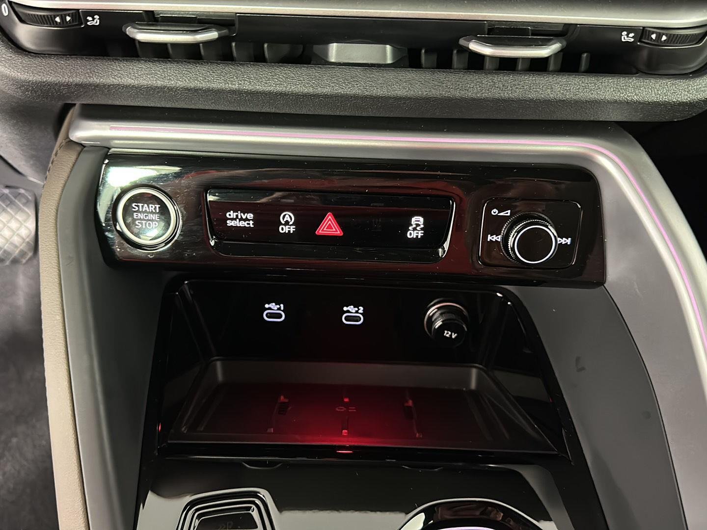Used 2025 Mythos Black Metallic Audi Premium Plus image 34