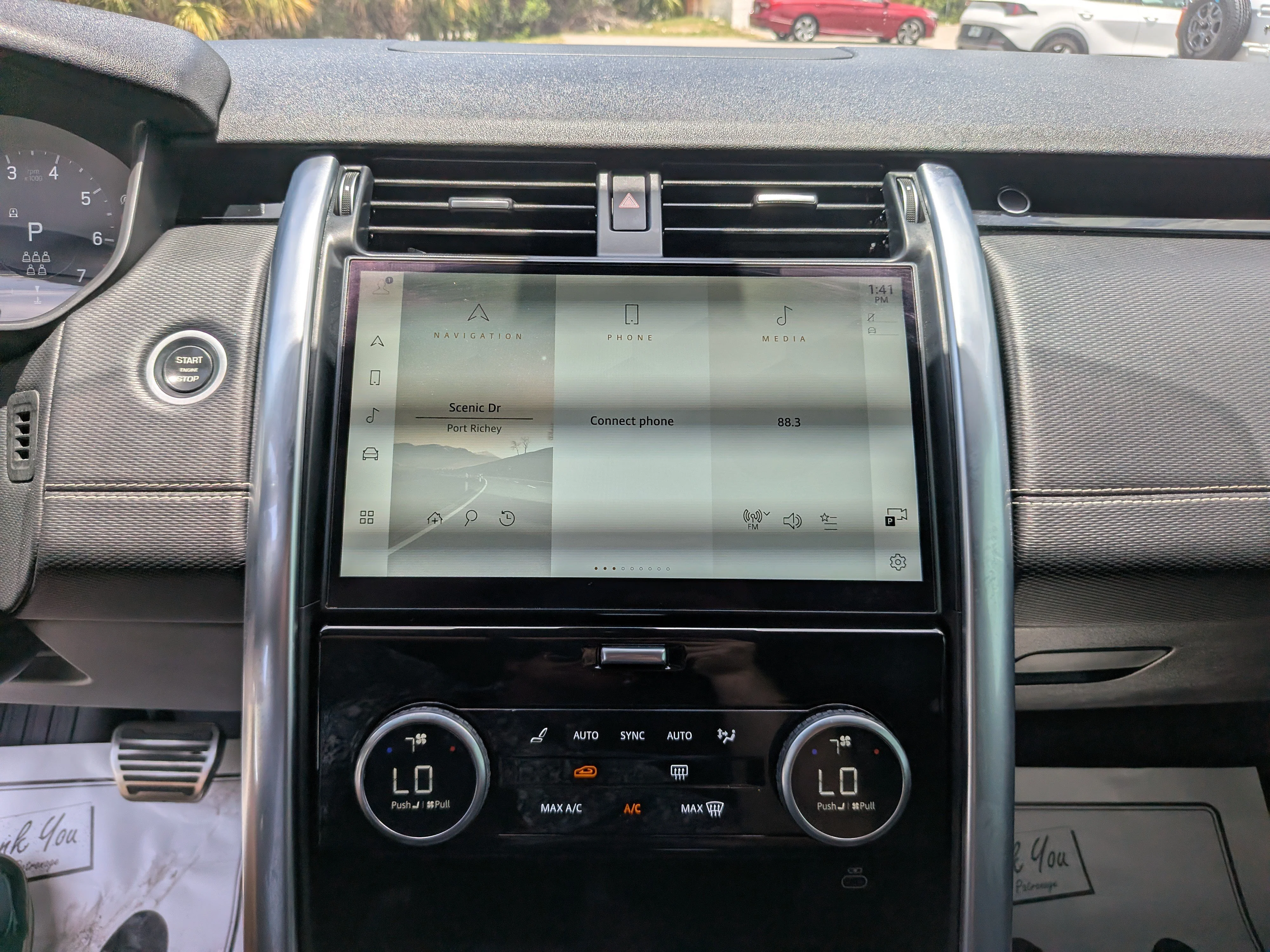 Used 2021 Fuji White Land Rover S R-Dynamic image 28