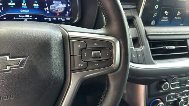 Used 2024 White Chevrolet Z71 image 24