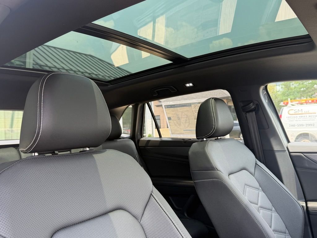 New 2026 Pure Gray Volkswagen 2.0T SE W/TECHNOLOGY image 13
