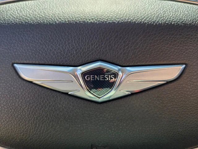 Used 2025 White Genesis 2.5T image 31