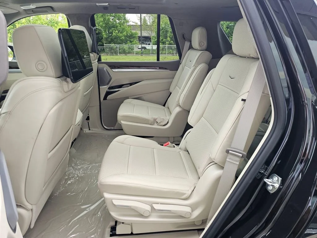 New 2026 Black Raven Cadillac Platinum Luxury image 17
