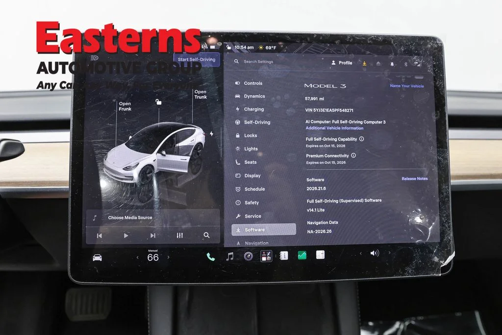 Used 2023 White Tesla Base image 12