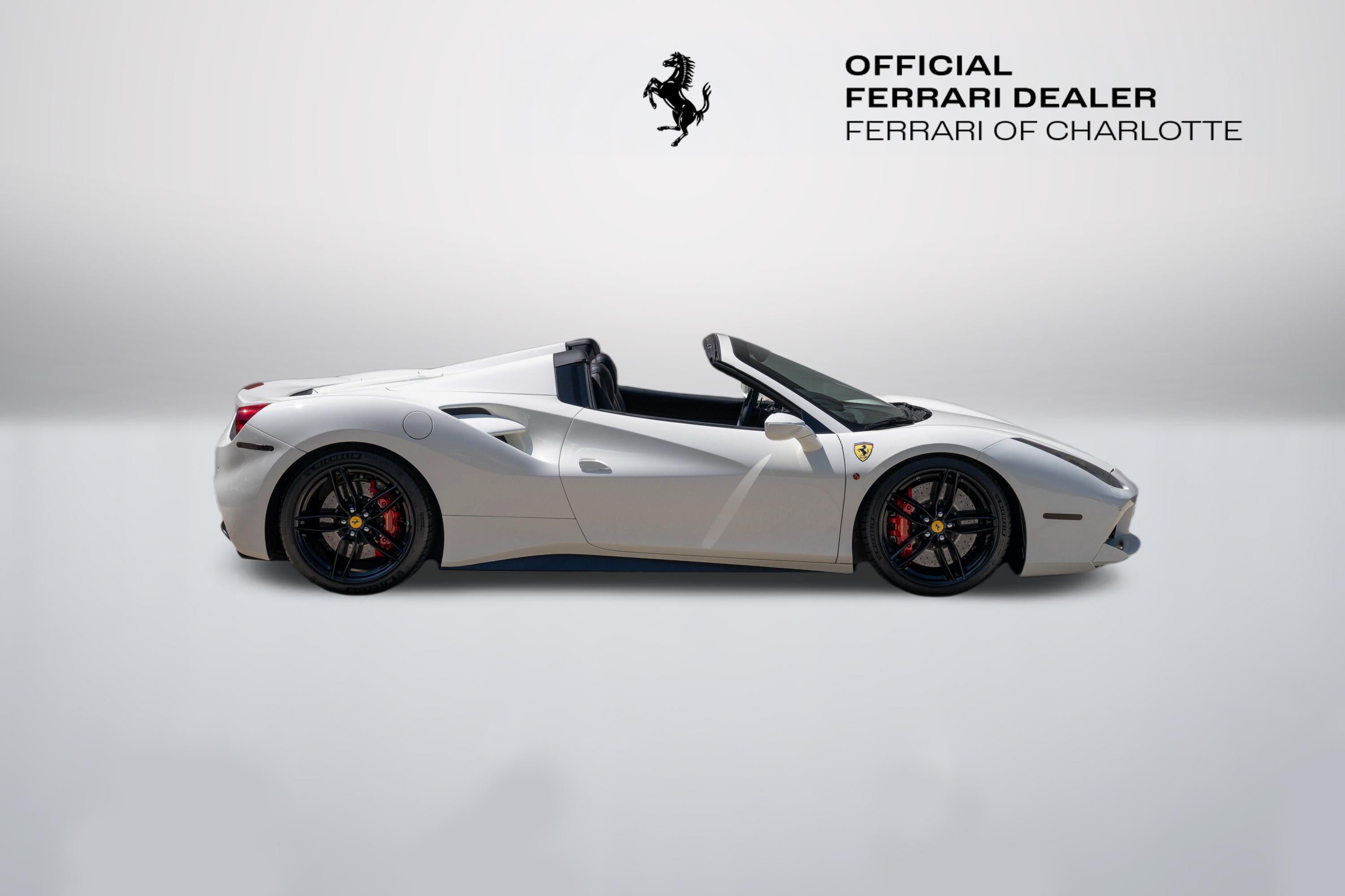 Certified Used 2018 Bianco Avus Ferrari  image 7