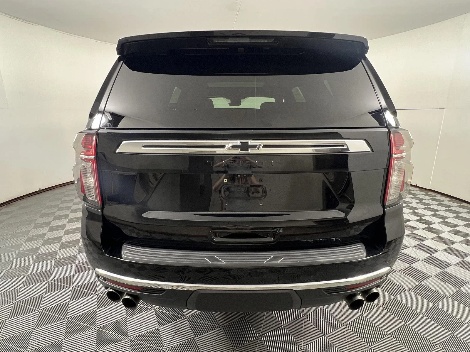 Used 2023 Black Chevrolet Premier image 10