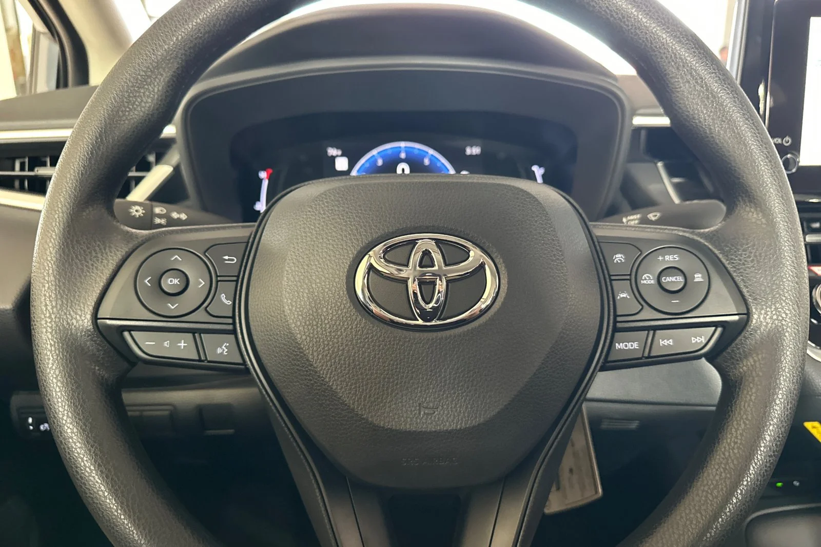 New 2027 Celestite Toyota LE image 22