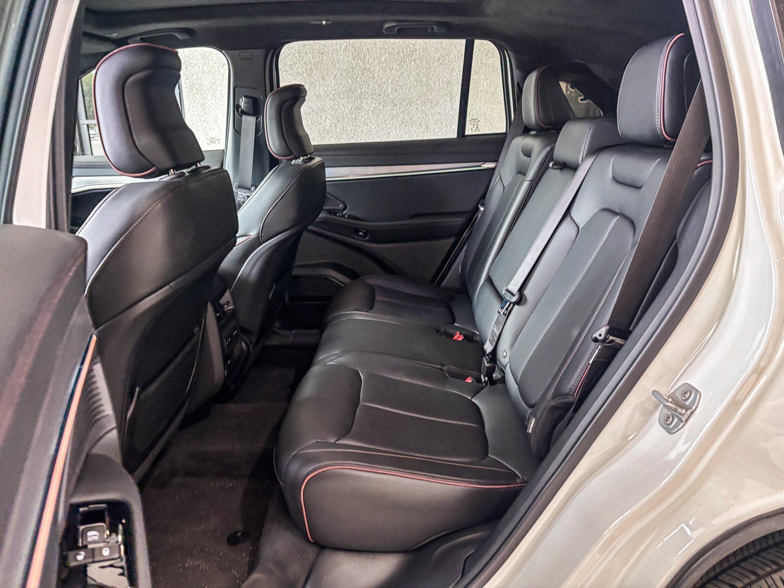 2024 Jeep Wagoneer S Launch Edition - Photo 16