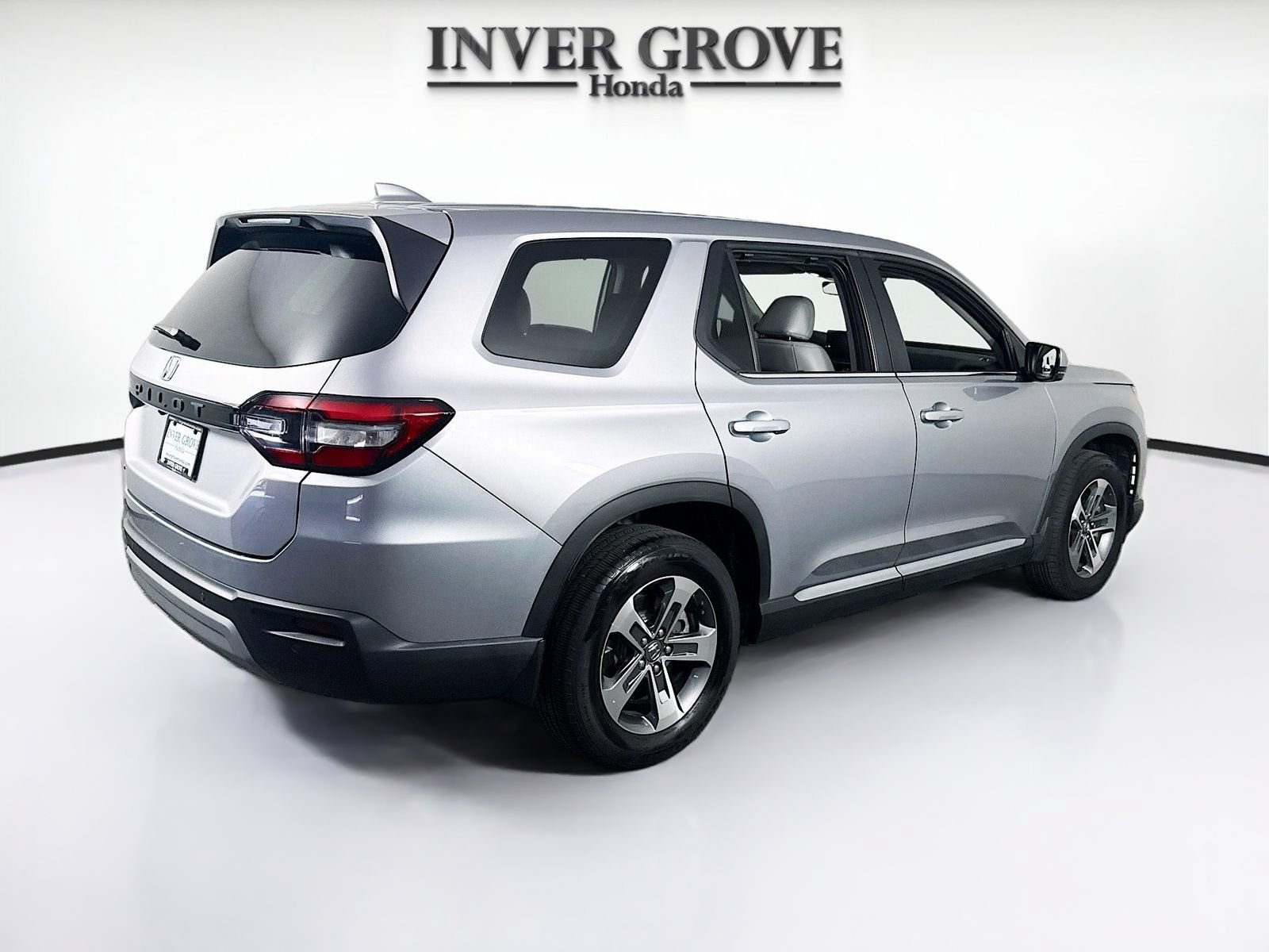 2025 Honda Pilot EX-L - Photo 24