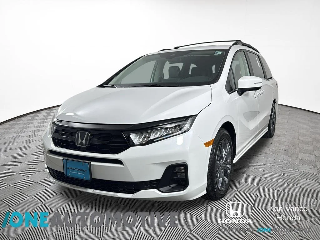 2026 Honda Odyssey Touring's photo