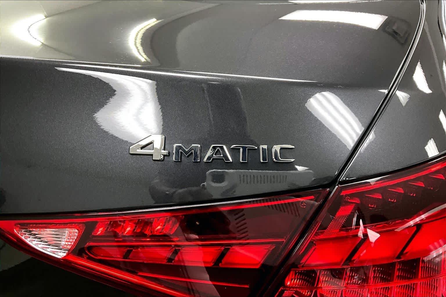 Certified Used 2026 Graphite Grey Metallic Mercedes-Benz C 300 image 9