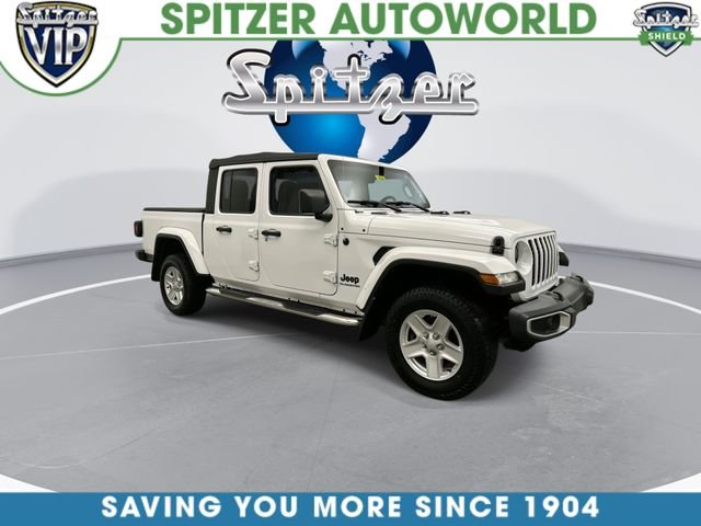 Used 2022 White Jeep Sport image 2