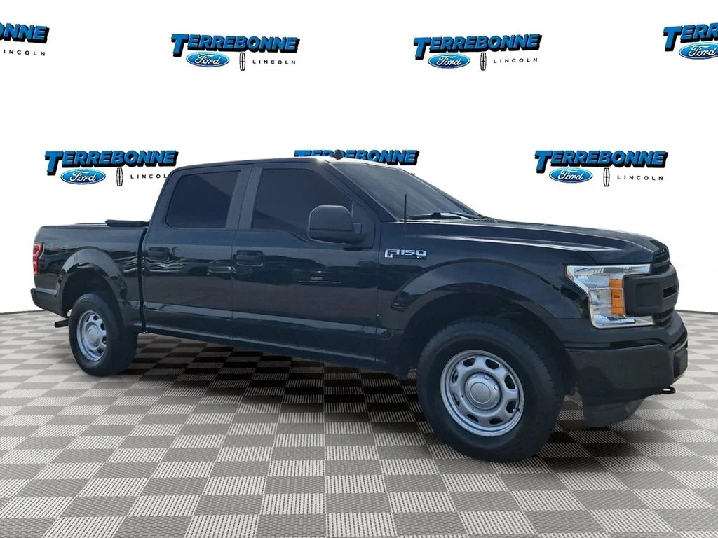 Used 2020 Black Metallic Ford XL image 3