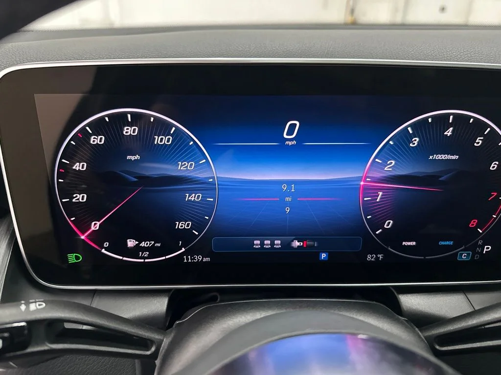 New 2026 Black Mercedes-Benz GLC 300 image 15
