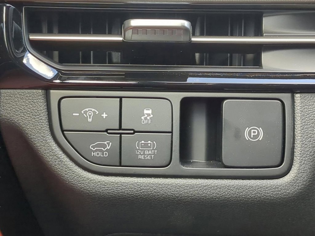New 2026 Shadow Matte Gray Kia SX Prestige image 25