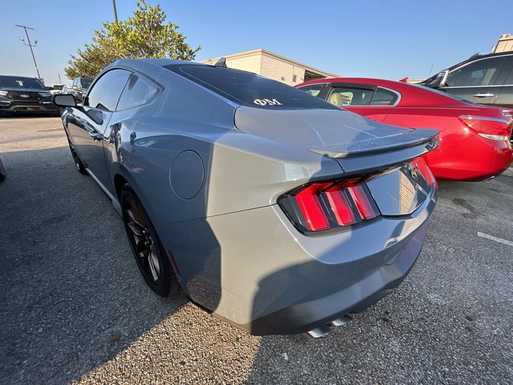Used 2024 Vapor Blue Metallic Ford EcoBoost Premium image 5