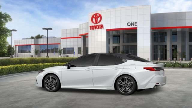 New 2026 Wind Chill Pearl with Midnight Black Metallic roof <sup>1</sup> Toyota  XSE image 8