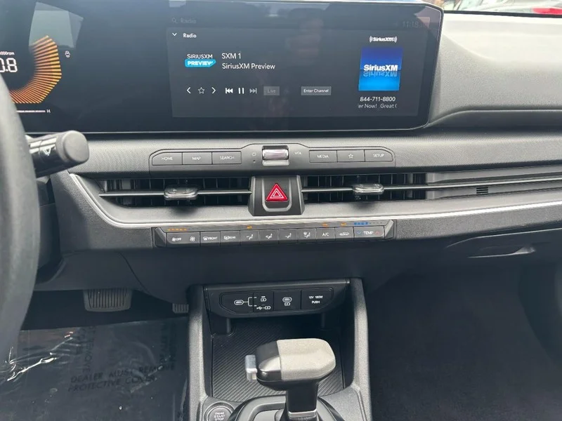 Used 2025 Morning Haze Kia LXS image 15