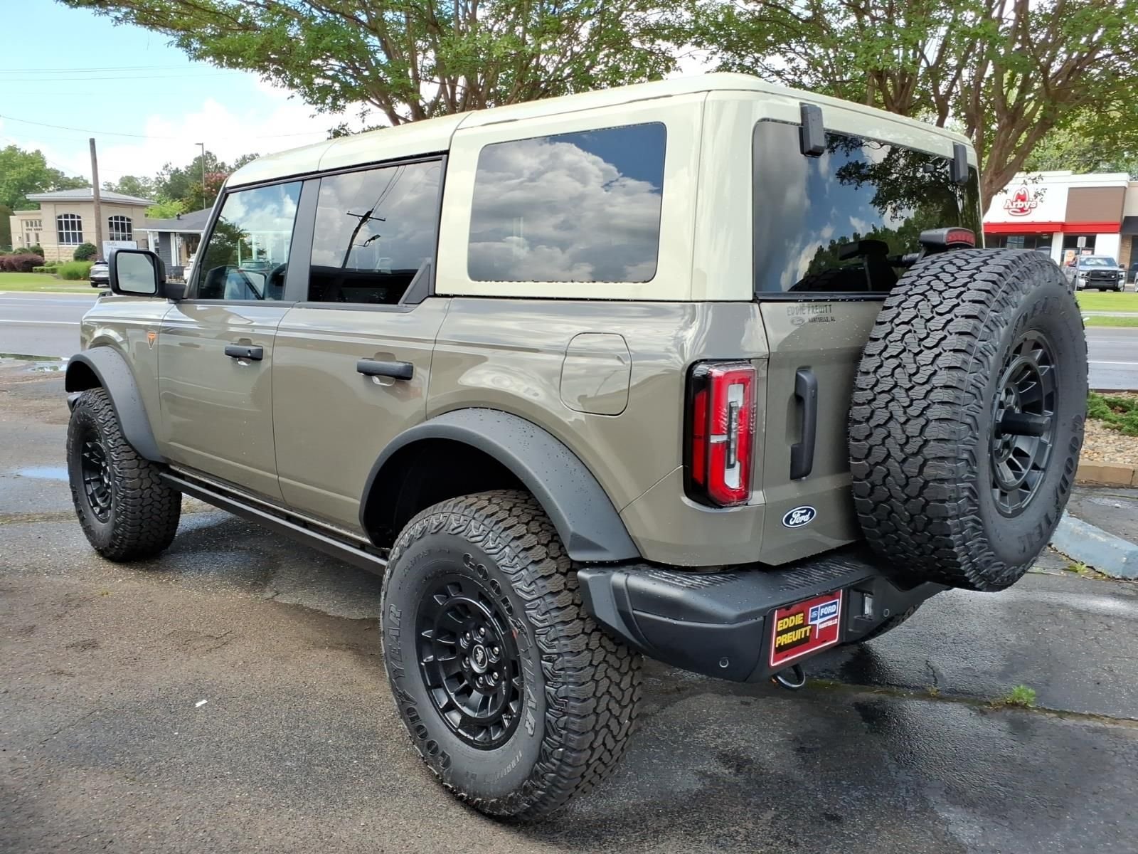 New 2026 Marsh Gray Ford Badlands® image 2
