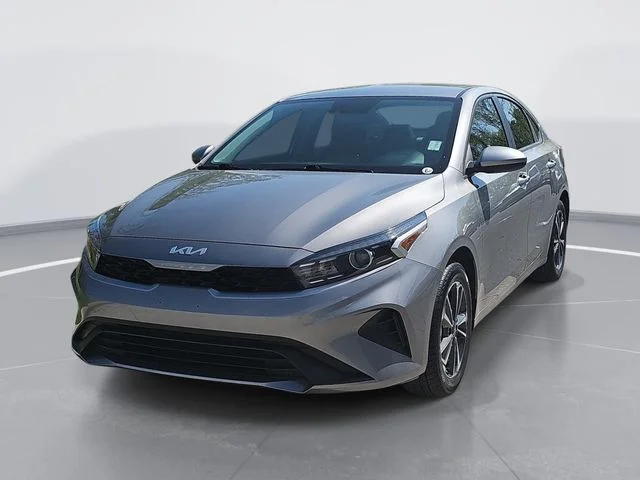 Used 2024 Gray Kia LXS image 7