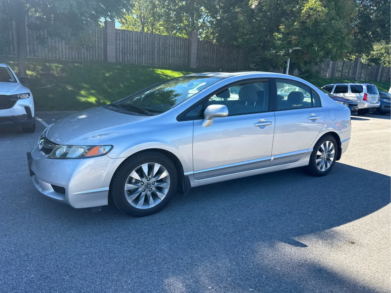 Used 2011 Honda Civic EX with VIN 19XFA1F8XBE011219 for sale in Kansas City