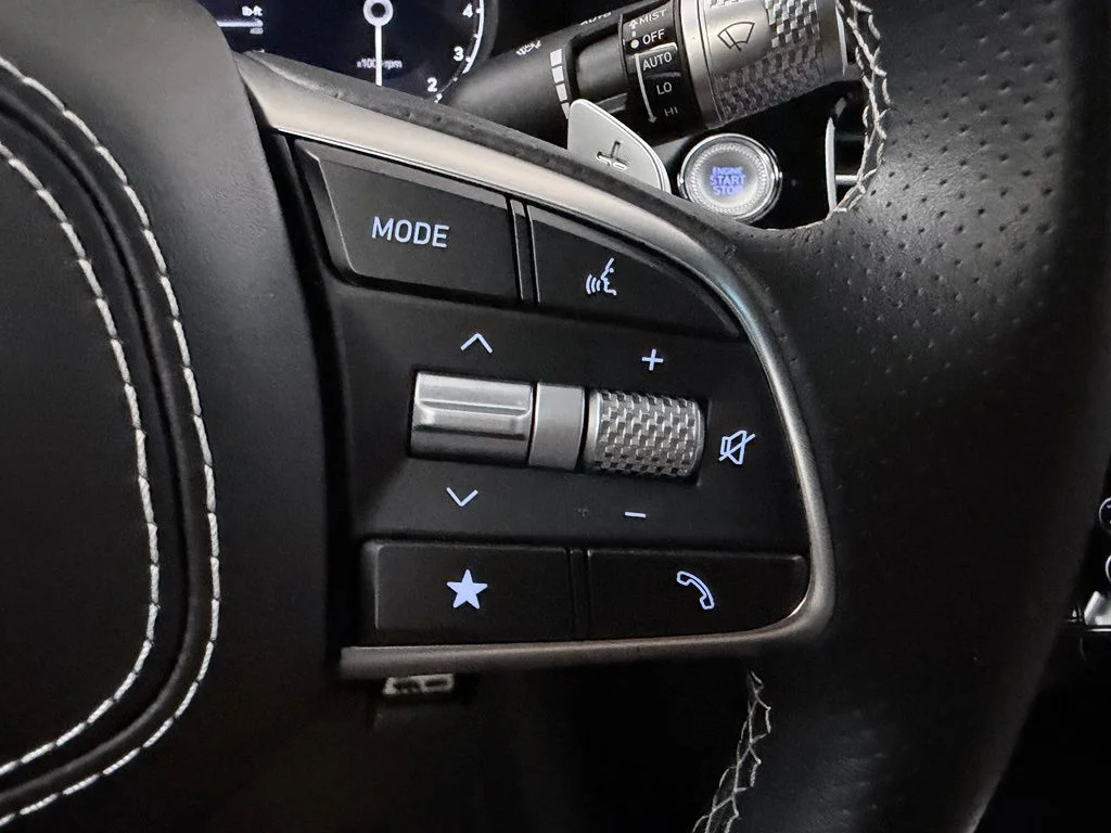 2025 GENESIS G70 Sport Advanced - Photo 29