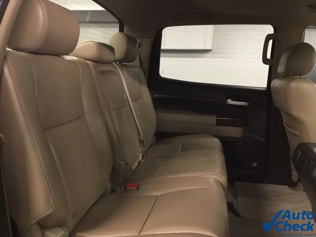 Used 2010 Blue Toyota Limited image 37