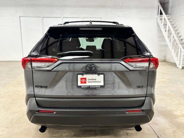 Used 2025 Gray Toyota XLE image 6