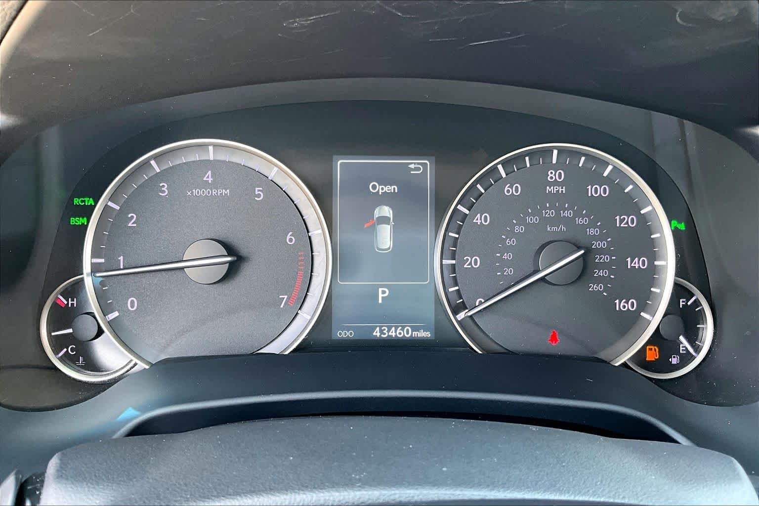 Used 2019 Silver Lining Metallic Lexus  image 23