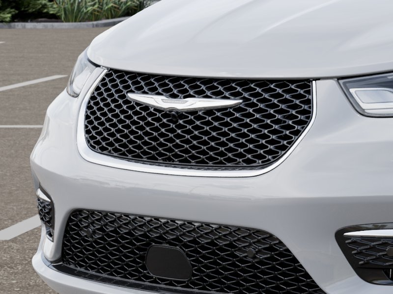 New 2026 Bright White Clear-Coat Exterior Paint Chrysler Select image 11
