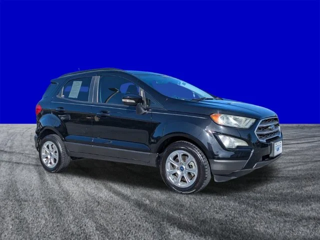 Certified Used 2020 Shadow Black Ford SE image 2