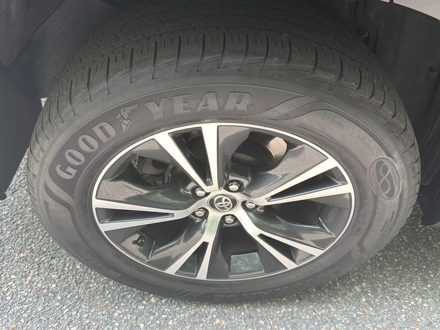 Used 2019  Toyota LE image 11