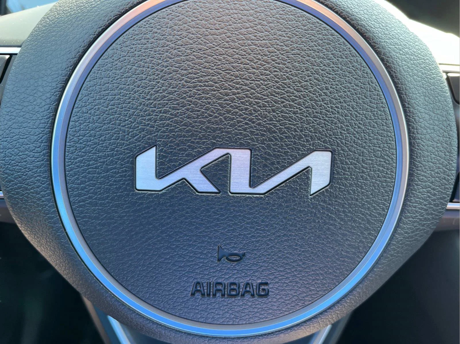 2025 Kia Sportage EX Hybrid - Photo 22