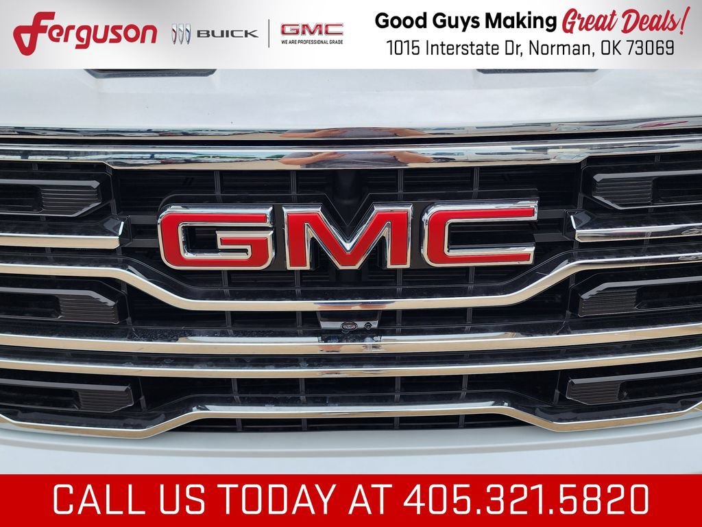 2026 GMC Sierra 1500 SLT - Photo 10
