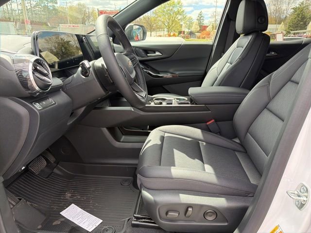 2026 Chevrolet Equinox LT - Photo 24