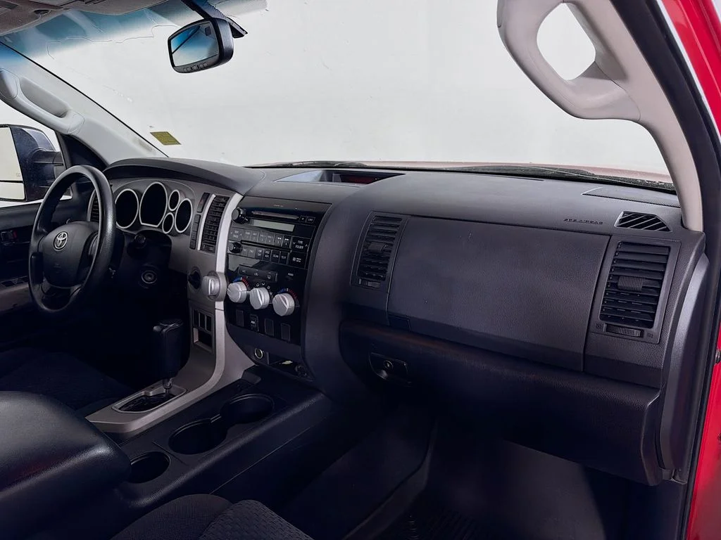 Used 2009 Red Toyota SR5 image 26