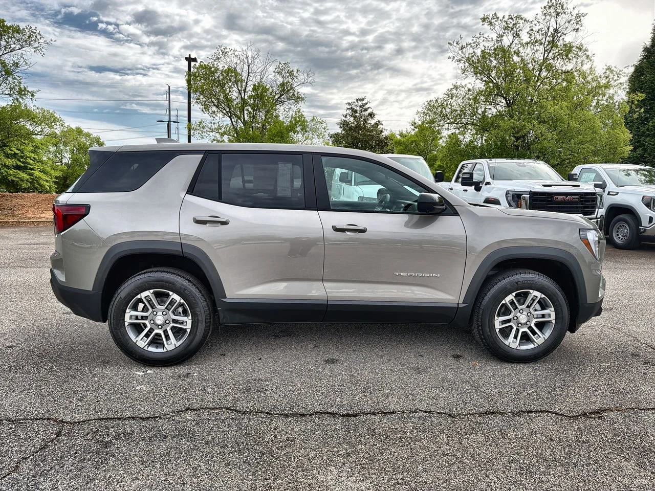 New 2026 Riverstone Metallic GMC Elevation image 9