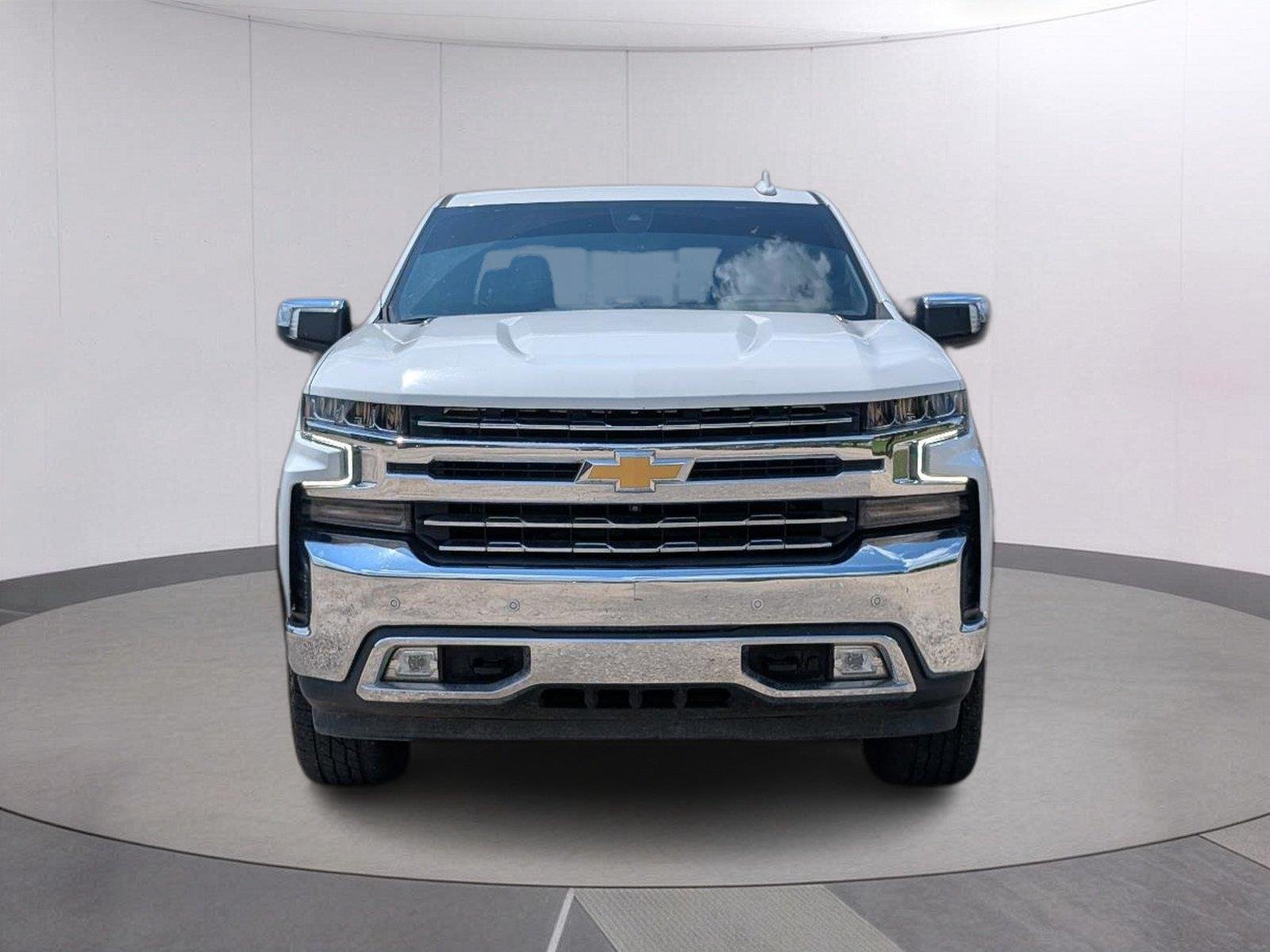 Used 2021 SUMMIT WHITE Chevrolet LTZ image 9