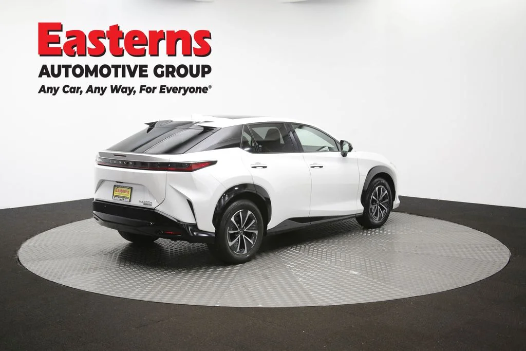 Used 2023 White Lexus 450e Premium image 42