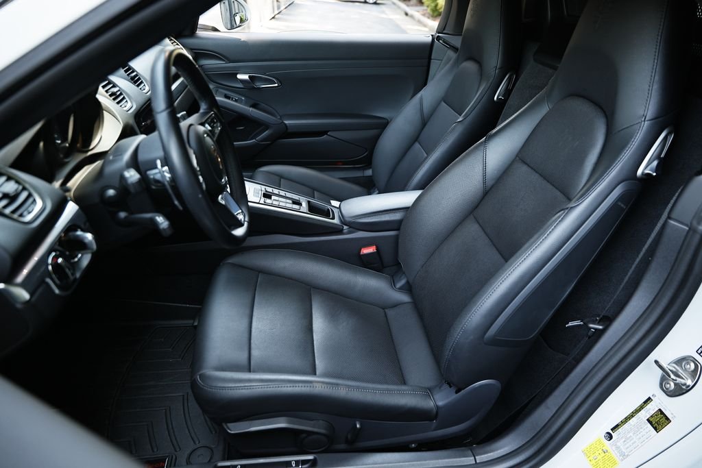 Used 2025 White Porsche S image 25