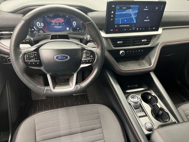 Used 2025 Rapid Red Metallic Tinted Clearcoat Ford ST-Line image 16