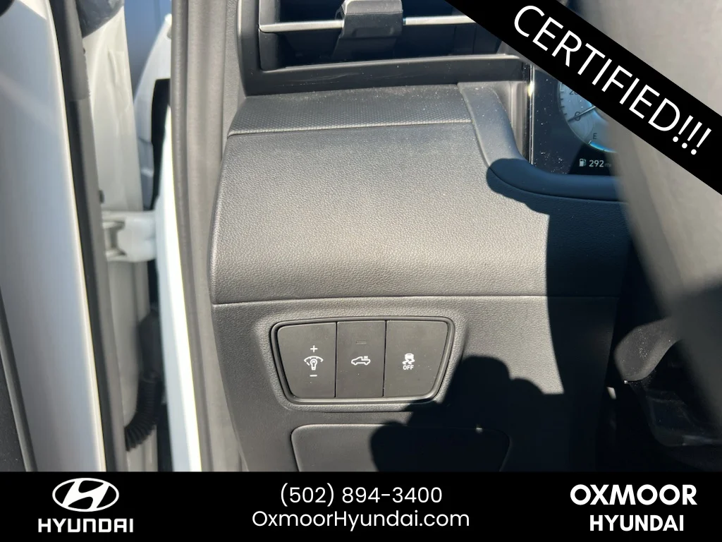 Used 2024 Atlas White Hyundai SEL image 5