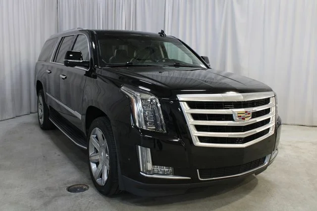 Used 2020 Black Cadillac Luxury image 39