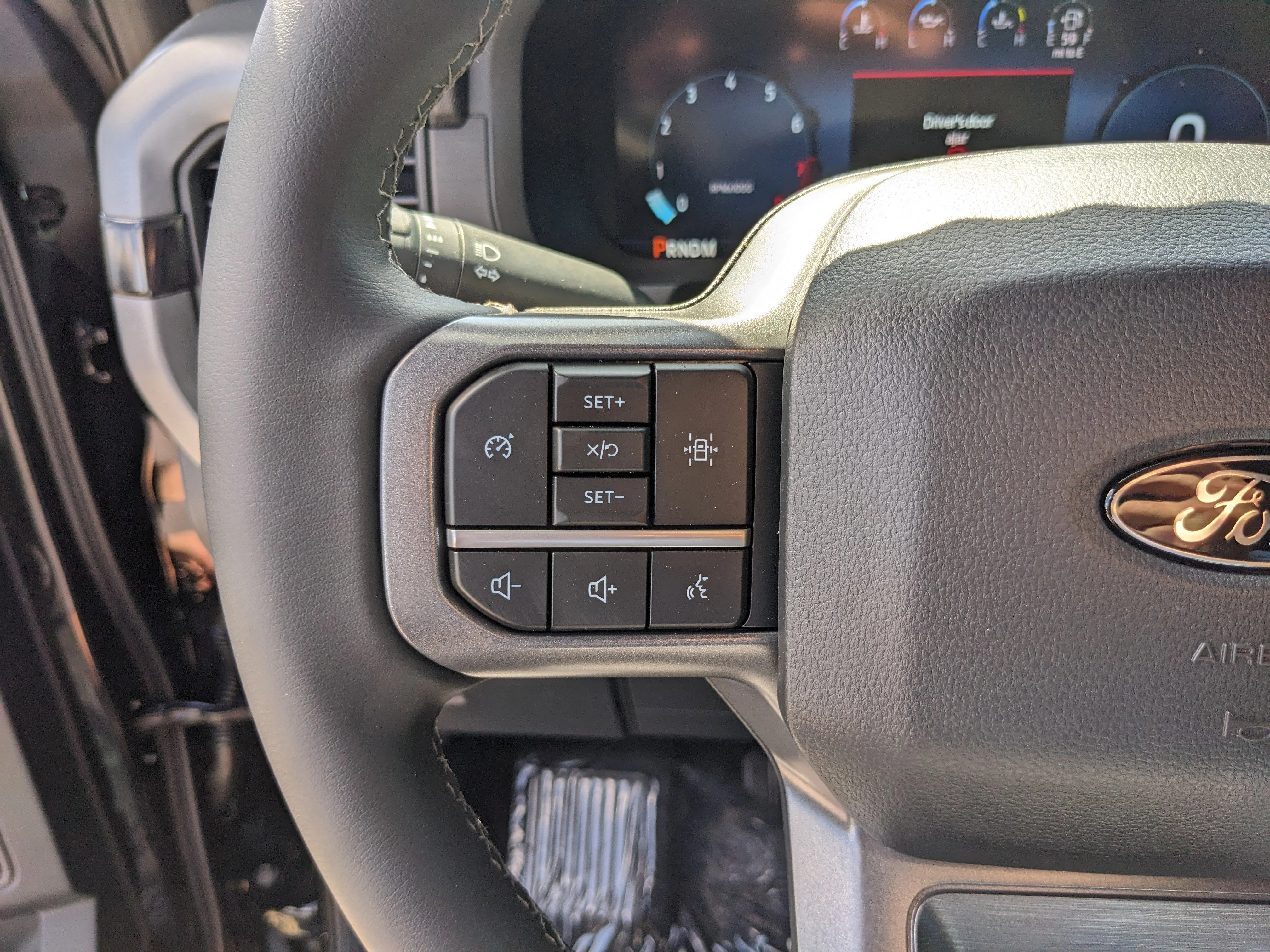 New 2026 Agate Black Metallic Ford XLT image 26
