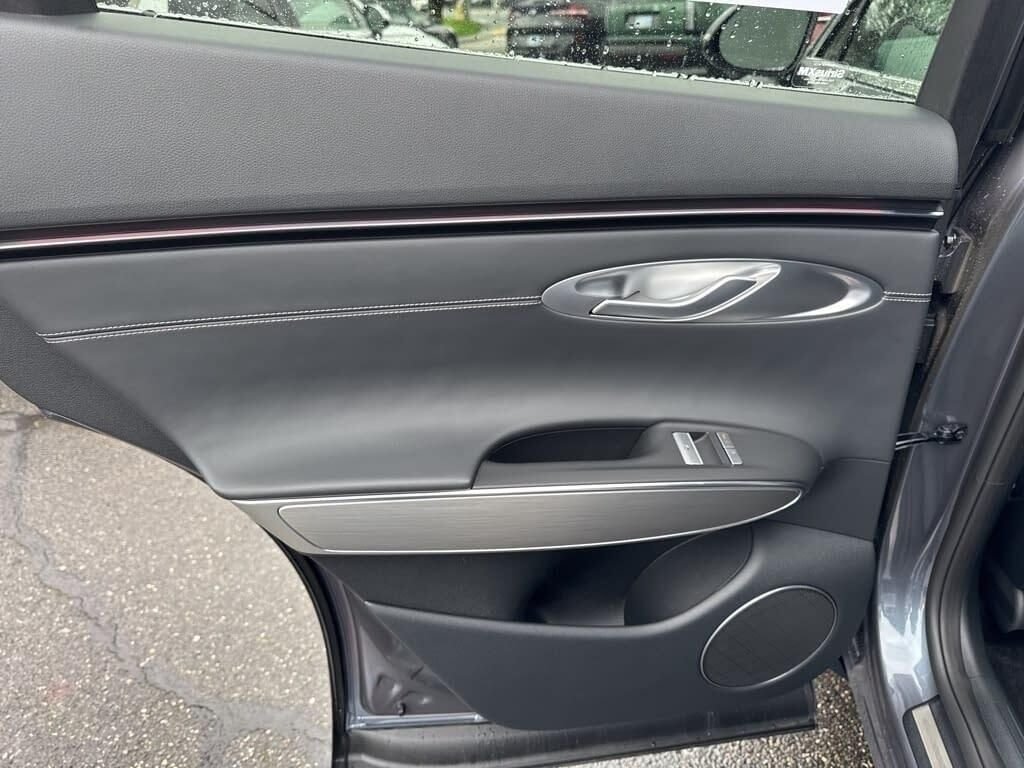 New 2026 Blue Genesis 2.5T SELECT image 38