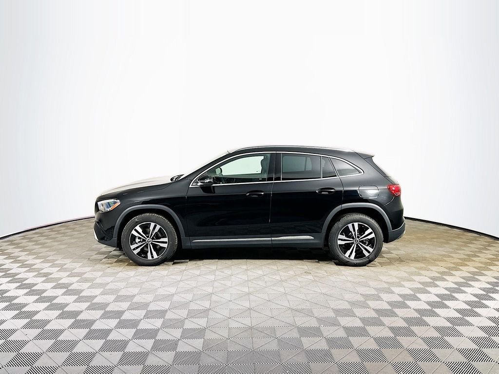 New 2026 Night Black Mercedes-Benz GLA 250 image 3