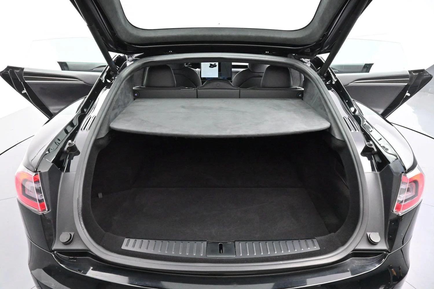 Used 2021 Black Tesla Plaid image 25