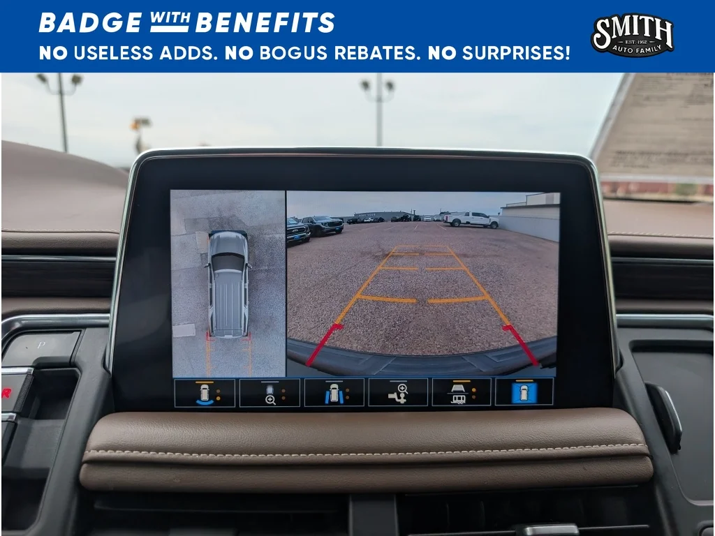 Used 2021 Black Chevrolet High Country image 16